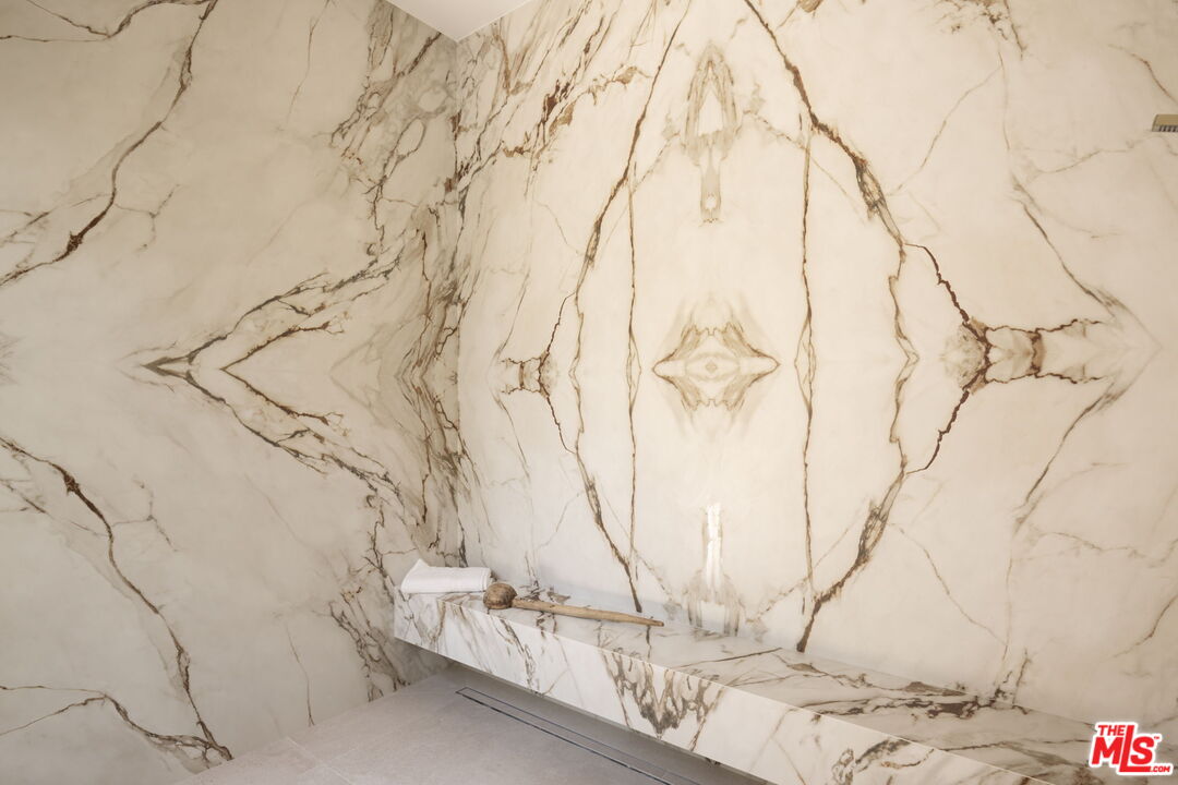 29800 Cuthbert Road Malibu, CA 90265 - Photo 16 of 39