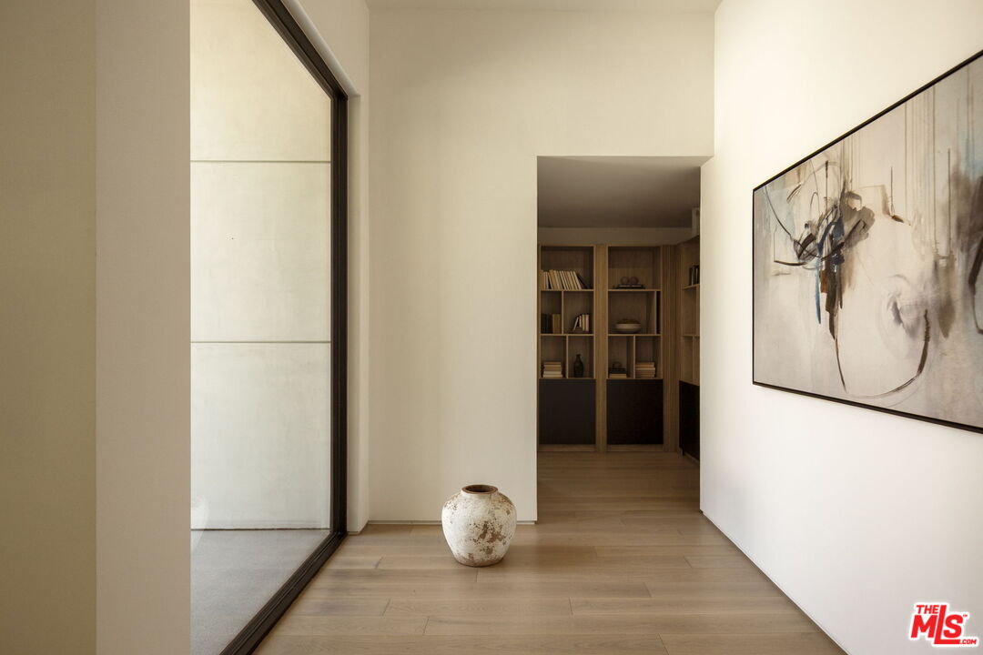 29800 Cuthbert Road Malibu, CA 90265 - Photo 18 of 39