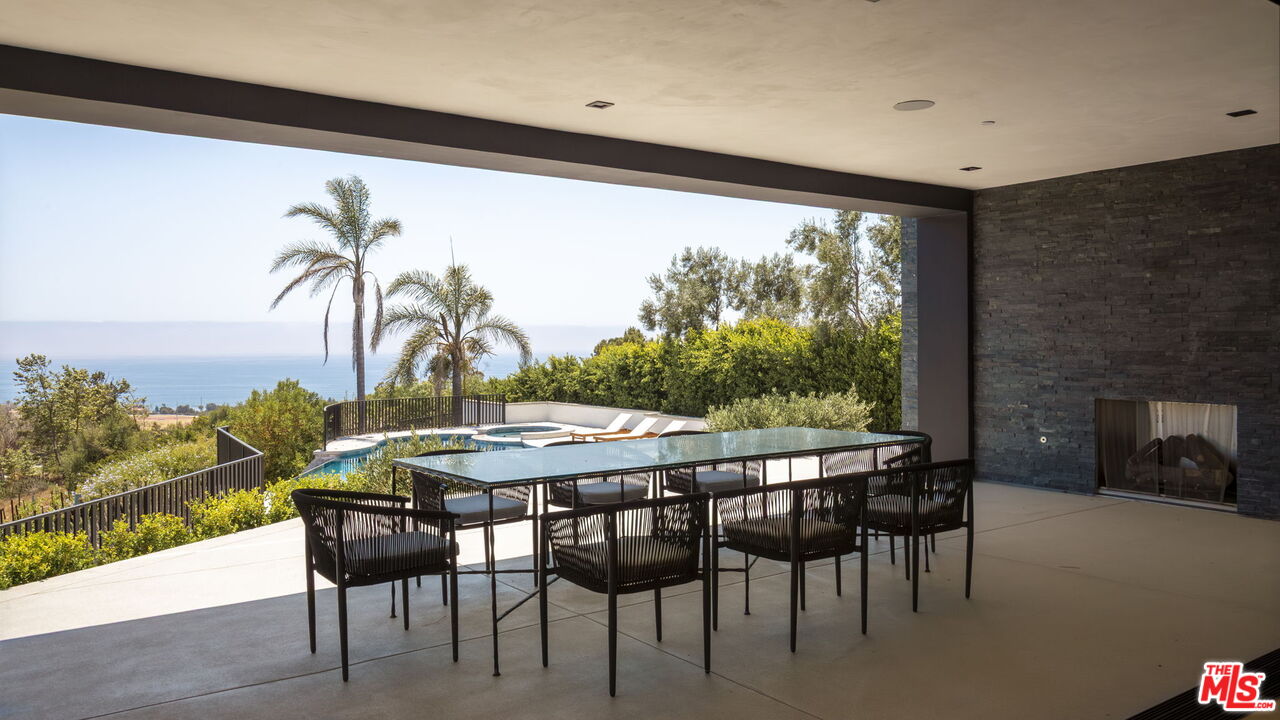 29800 Cuthbert Road Malibu, CA 90265 - Photo 32 of 39