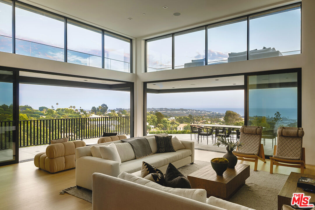 29800 Cuthbert Road Malibu, CA 90265 - Photo 8 of 39