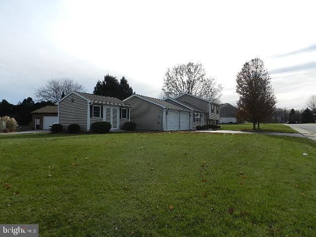 3145 Muirfield Road Dover, PA 17315 - Photo 3 of 22 Gallery Image 3
