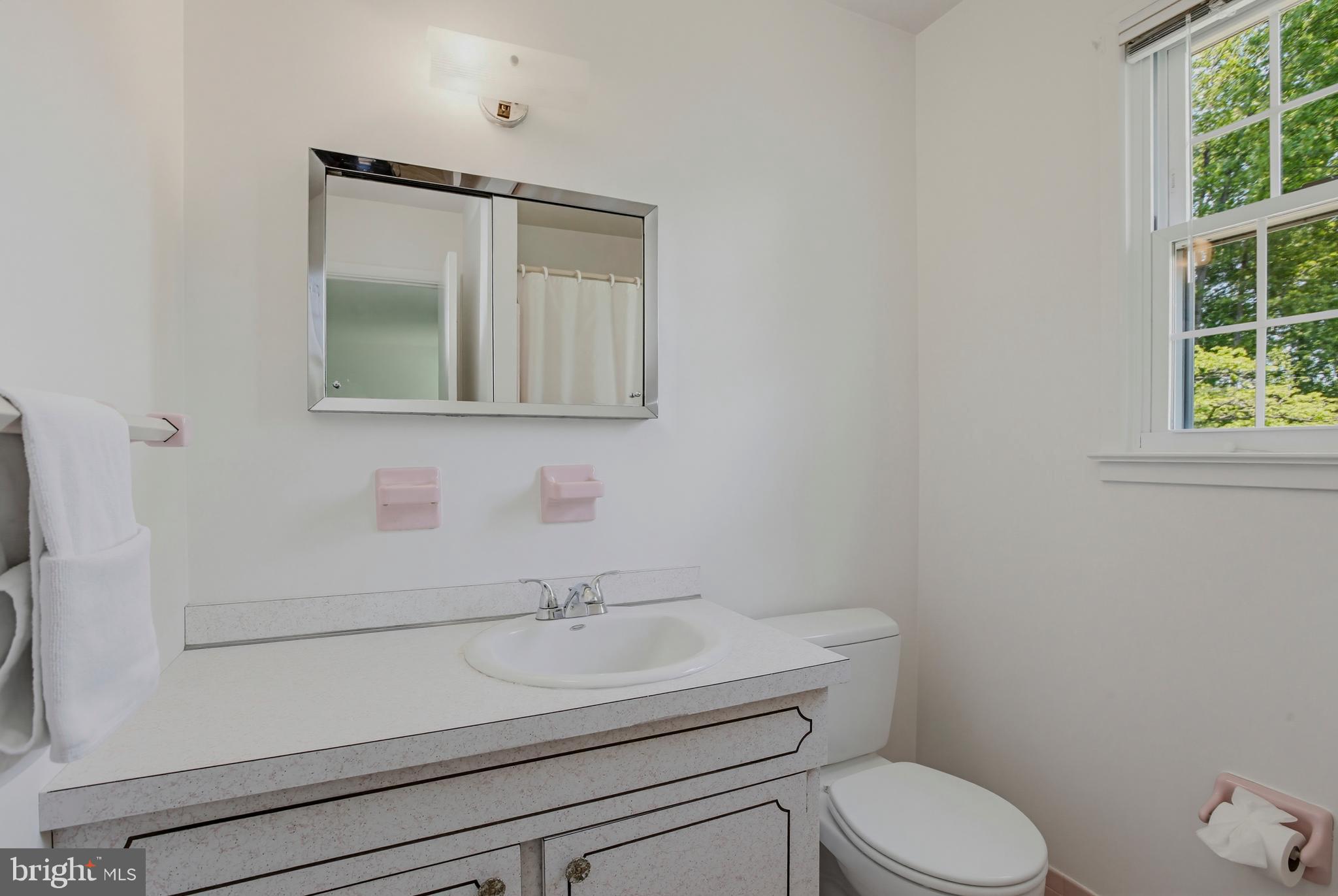 2827 Vixen Lane Silver Spring, MD 20906 - Photo 23 of 40