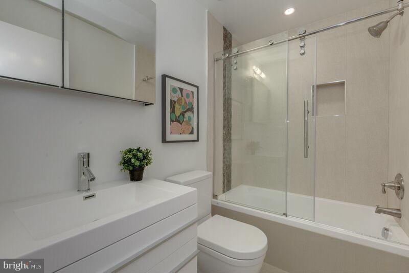 2 Russell Road, Unit NONE Cabin John, MD 20818 - Photo 25 of 29 Bath
