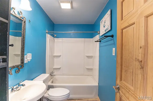 $175,000 | 202 East Lincoln Avenue, Owensville, MO 65066