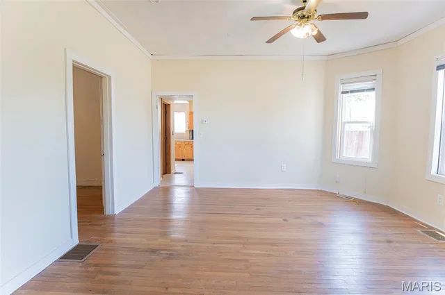 $175,000 | 202 East Lincoln Avenue, Owensville, MO 65066