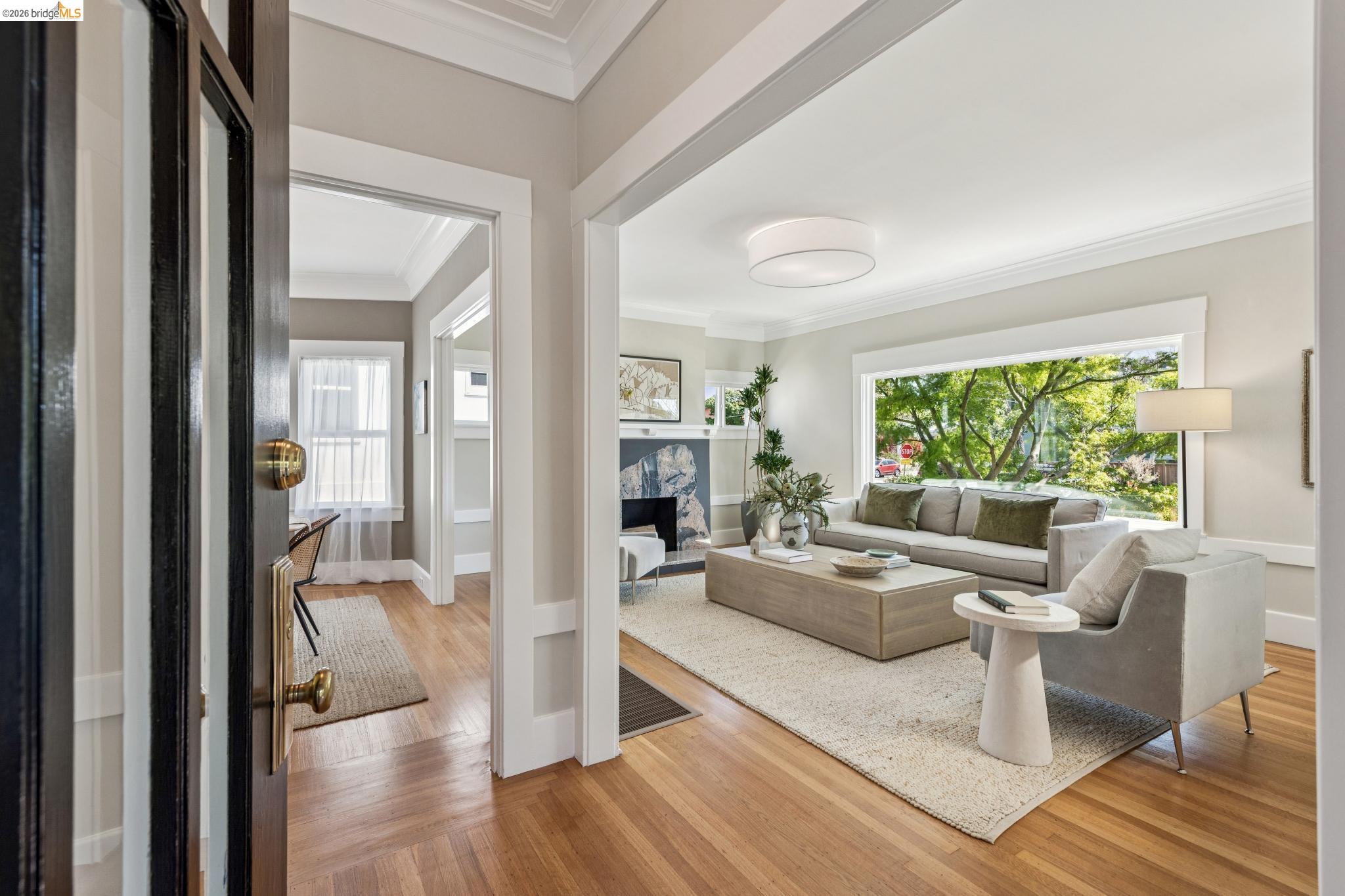 1233 Carleton Street Berkeley, CA 94702 - Photo 7 of 41