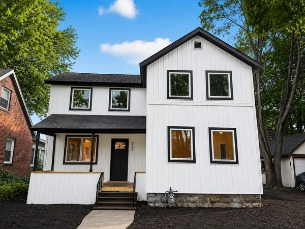$389,900 | 622 Main Street, Winona, MN 55987