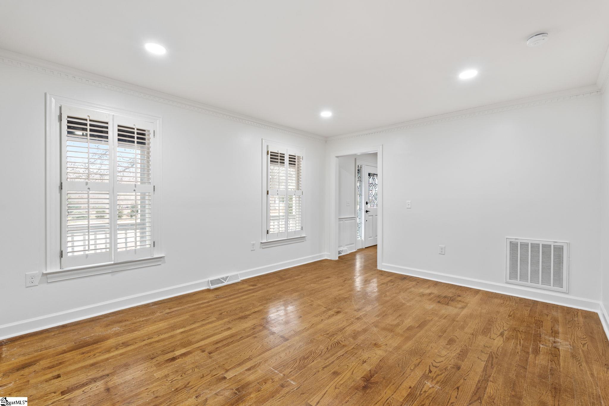 118 Nightingale Lane Greenville, SC 29607 - Photo 17 of 29