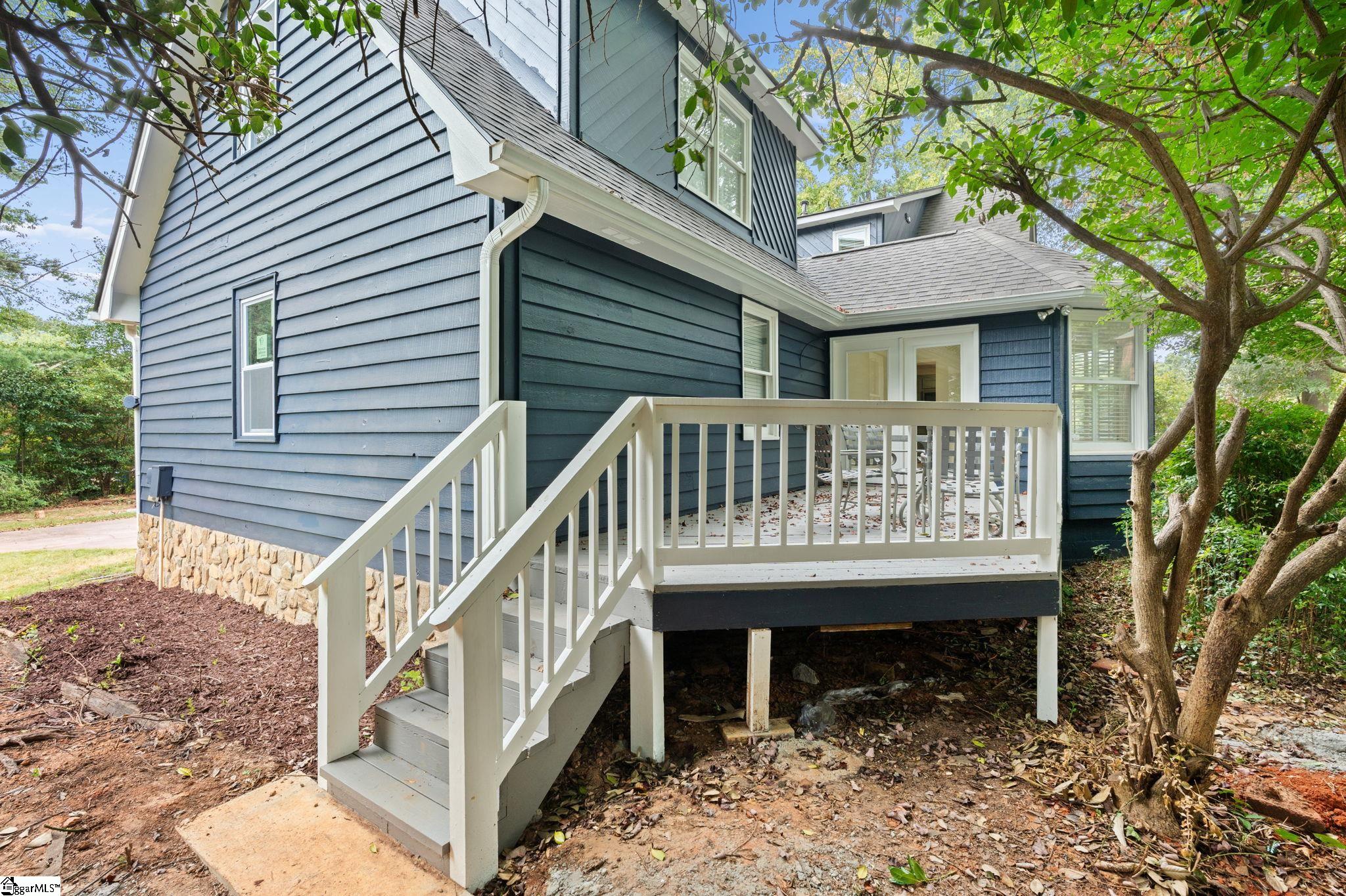 118 Nightingale Lane Greenville, SC 29607 - Photo 3 of 29