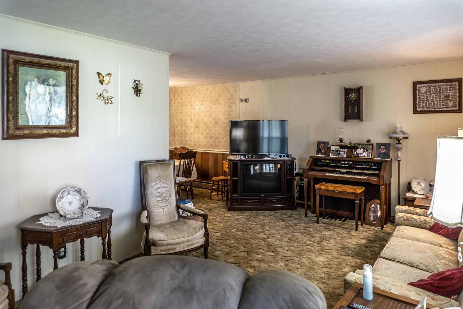 701 Carson Street, Unit 12 Greeneville, TN 37743 - Photo 2 of 73 701CarsonG_002