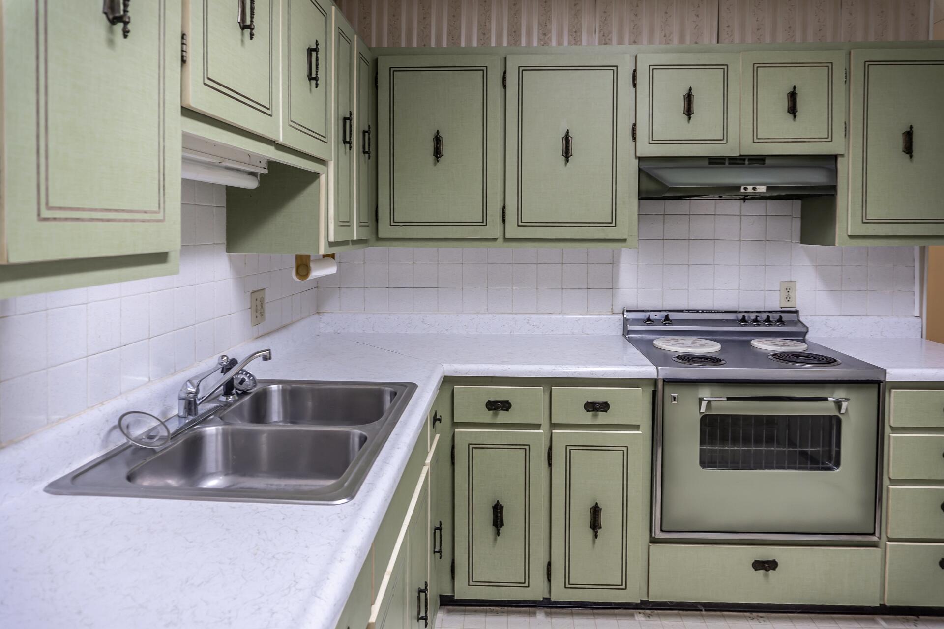 701 Carson Street, Unit 12 Greeneville, TN 37743 - Photo 38 of 73 701CarsonG_041