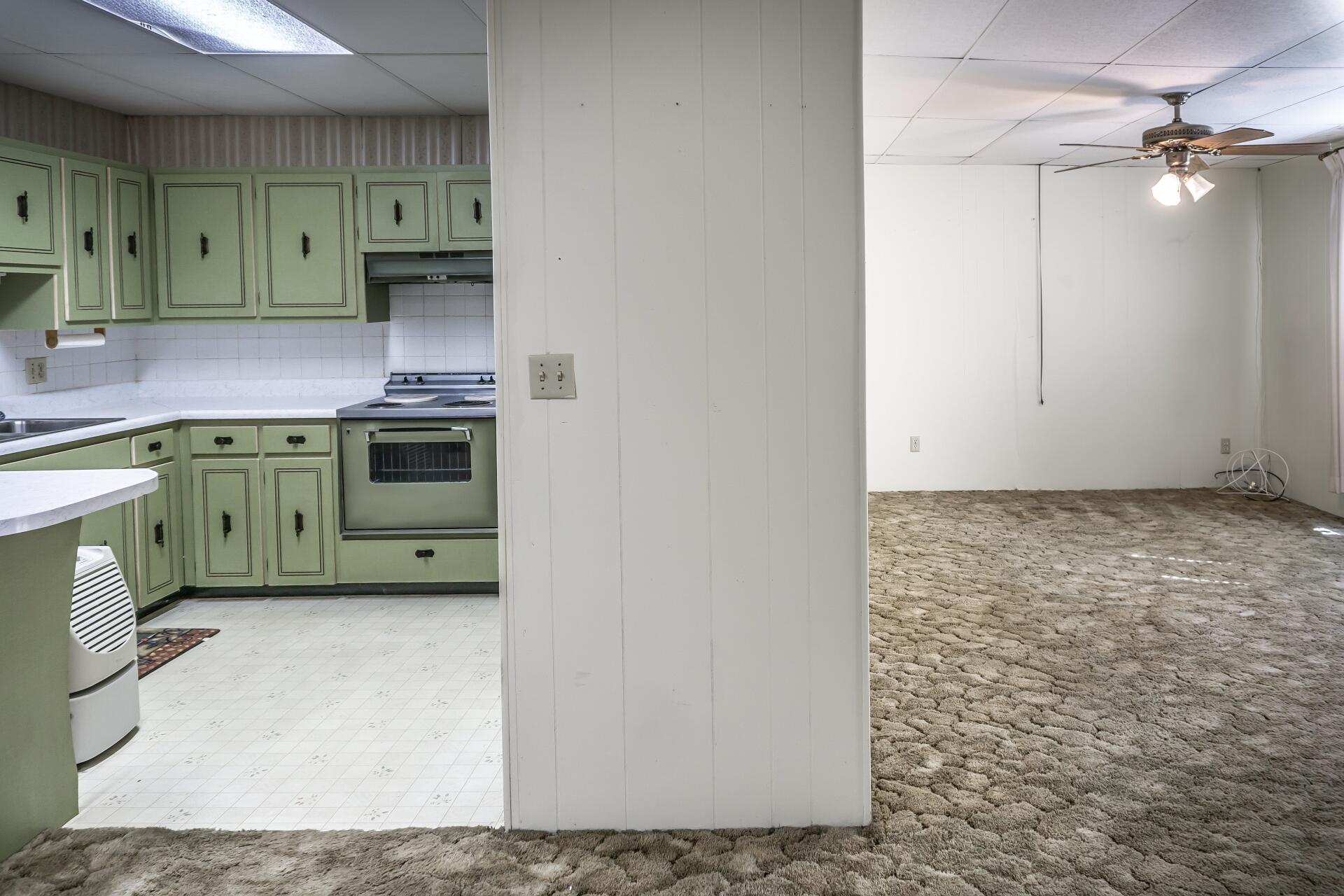 701 Carson Street, Unit 12 Greeneville, TN 37743 - Photo 46 of 73 701CarsonG_053