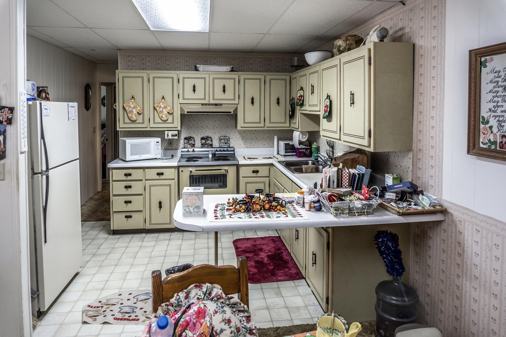 701 Carson Street, Unit 12 Greeneville, TN 37743 - Photo 51 of 73 701CarsonG_060