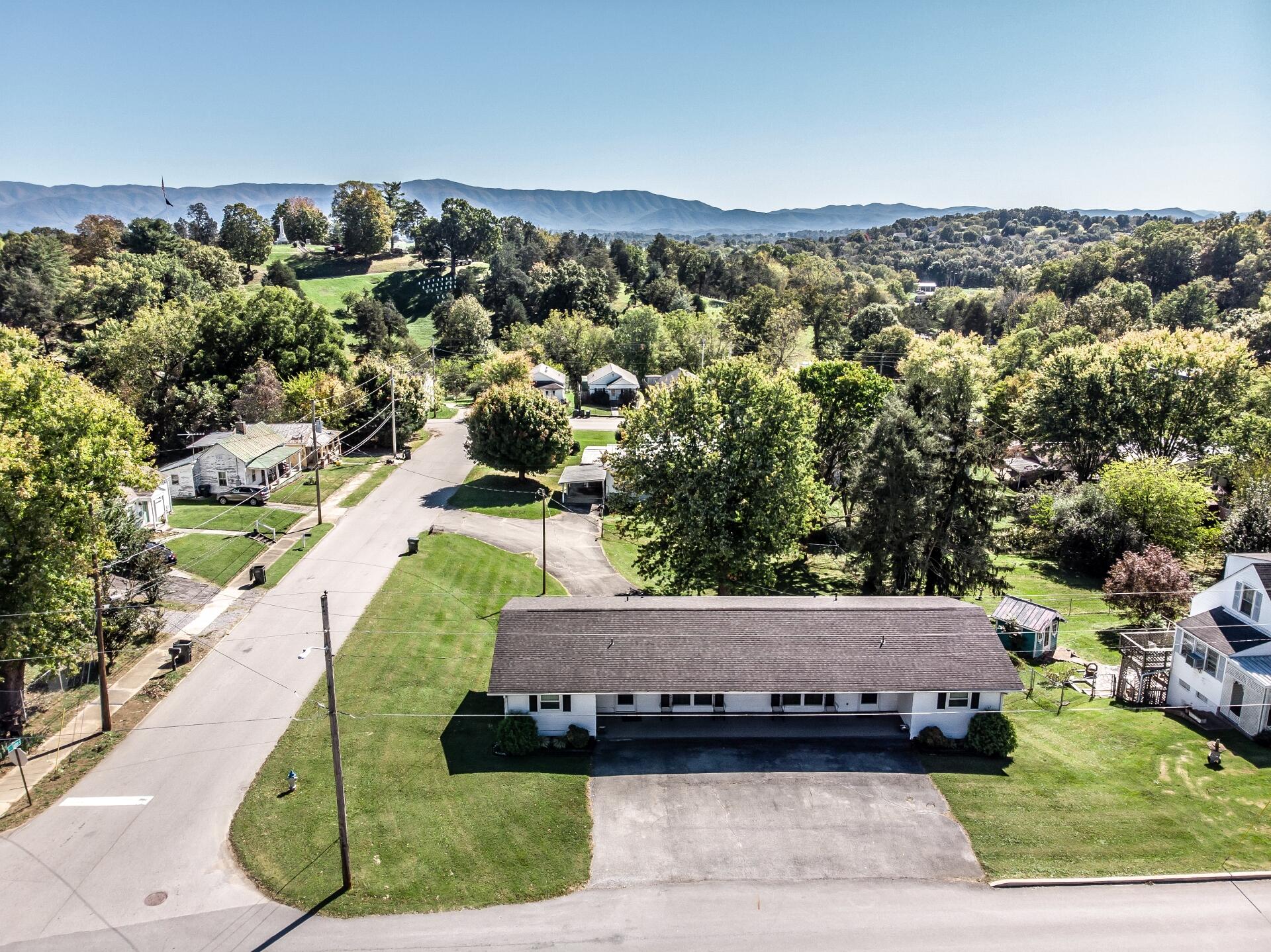 701 Carson Street, Unit 12 Greeneville, TN 37743 - Photo 59 of 73 701CarsonG_070