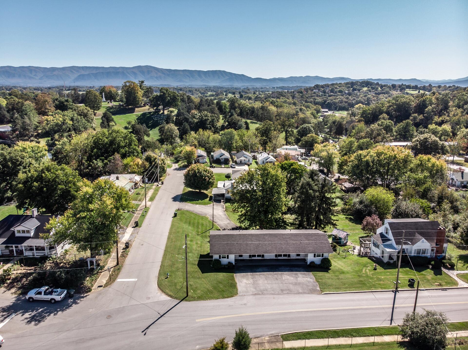 701 Carson Street, Unit 12 Greeneville, TN 37743 - Photo 68 of 73 701CarsonG_082