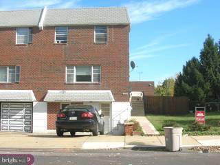 11727 Lockart Road Philadelphia, PA 19116 - Photo 1 of 6 Gallery Image 1