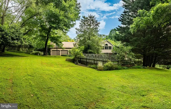 $3,175,000 | 7 Bittersweet Drive, West Chester, PA 19382