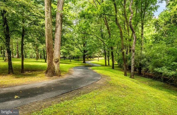 $3,175,000 | 7 Bittersweet Drive, West Chester, PA 19382