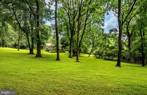 $3,175,000 | 7 Bittersweet Drive, West Chester, PA 19382