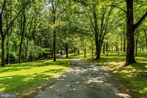 $3,175,000 | 7 Bittersweet Drive, West Chester, PA 19382