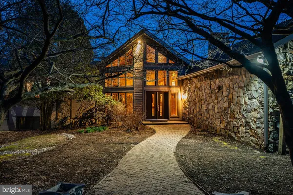 $3,175,000 | 7 Bittersweet Drive, West Chester, PA 19382