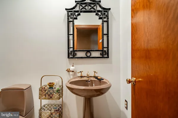 $3,175,000 | 7 Bittersweet Drive, West Chester, PA 19382