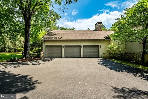 $3,175,000 | 7 Bittersweet Drive, West Chester, PA 19382