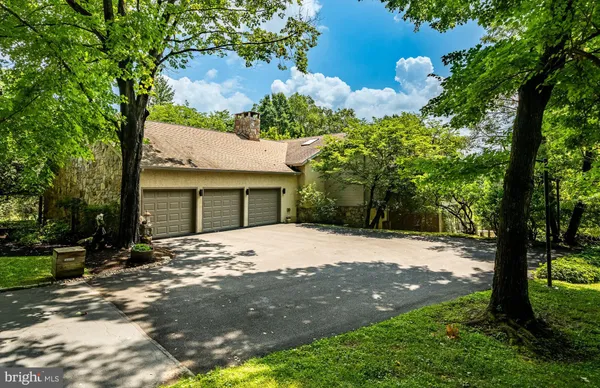 $3,175,000 | 7 Bittersweet Drive, West Chester, PA 19382