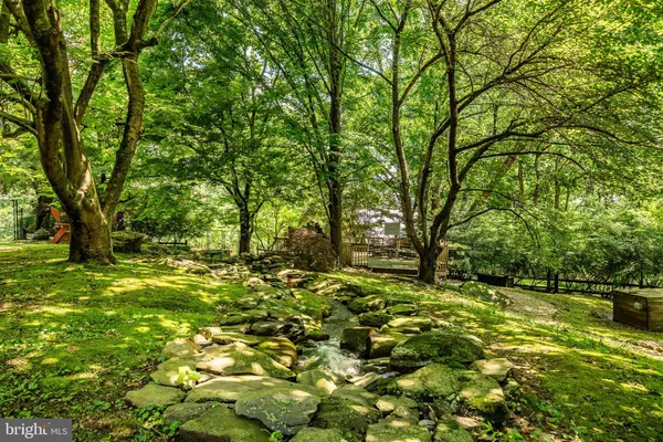 $3,175,000 | 7 Bittersweet Drive, West Chester, PA 19382