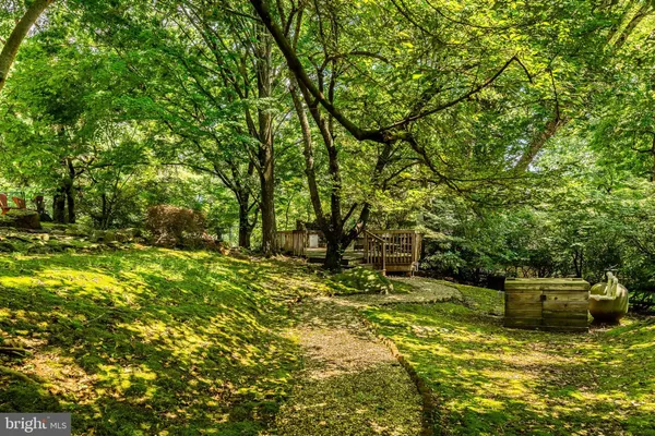 $3,175,000 | 7 Bittersweet Drive, West Chester, PA 19382