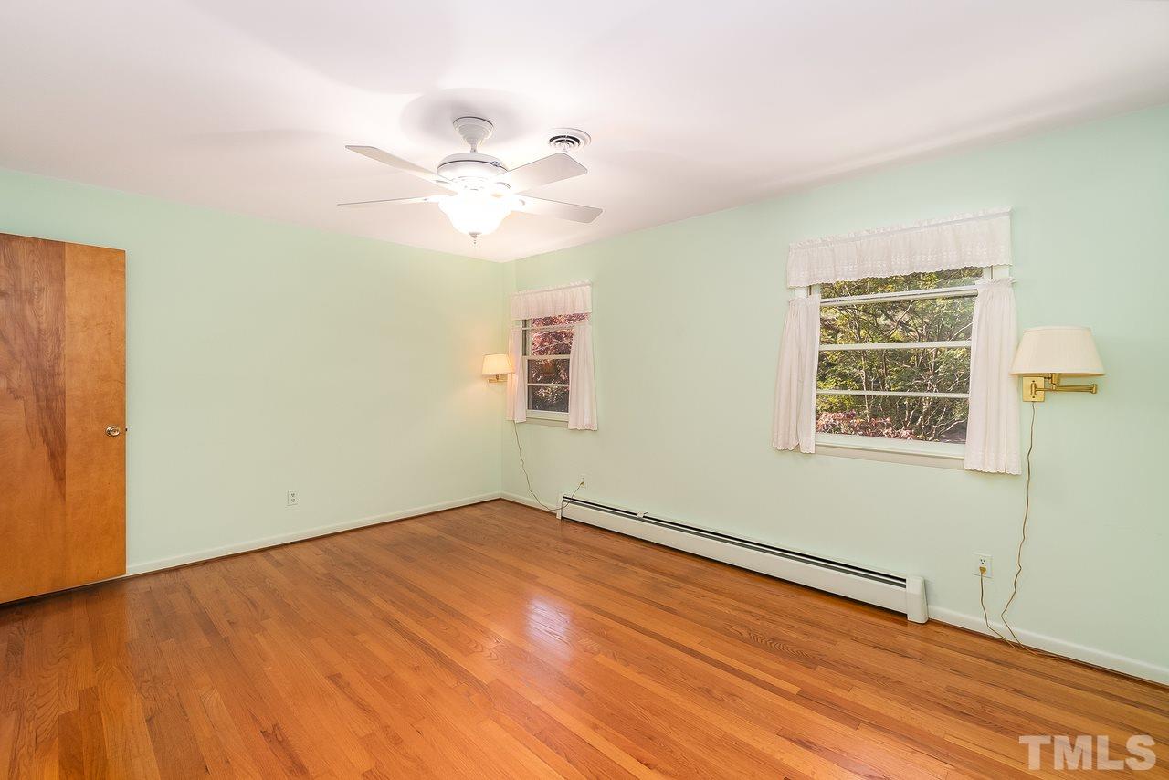 1704 Dixie Trail Raleigh, NC 27607 - Photo 15 of 30