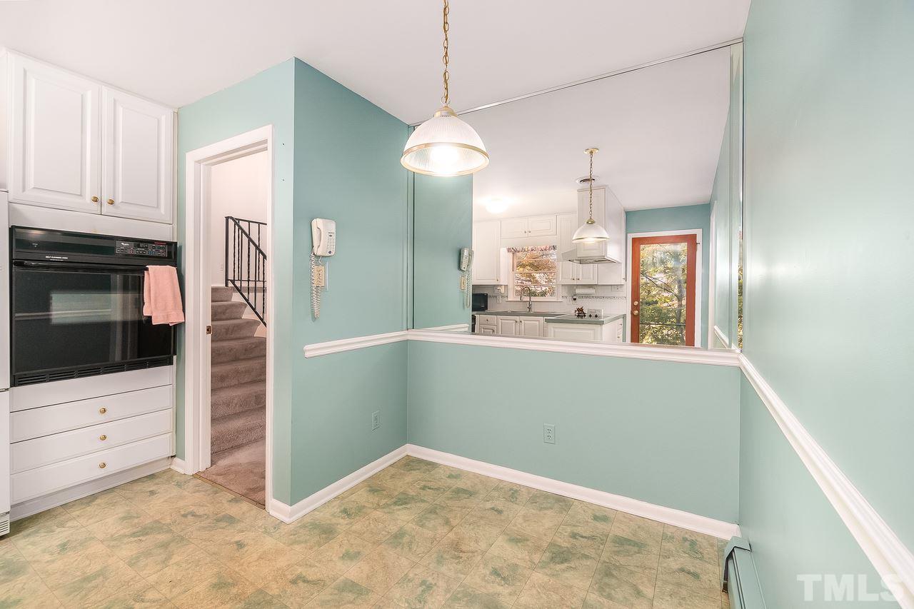 1704 Dixie Trail Raleigh, NC 27607 - Photo 9 of 30