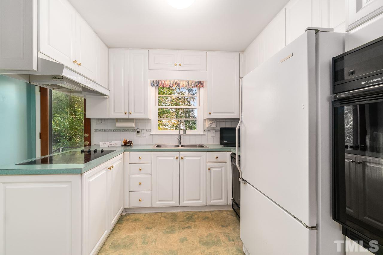 1704 Dixie Trail Raleigh, NC 27607 - Photo 10 of 30