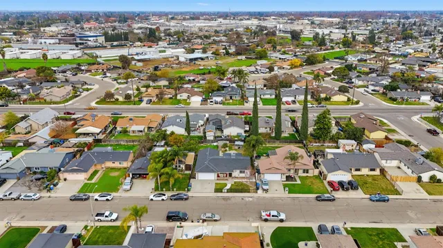 $414,999 | 325 Ironwood Drive, Turlock, CA 95380