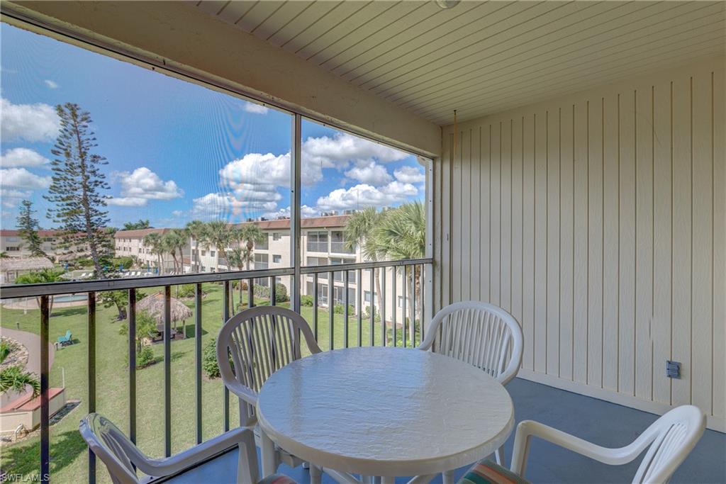 1022 Manatee Road, Unit D306 Naples, FL 34114 - Photo 22 of 35