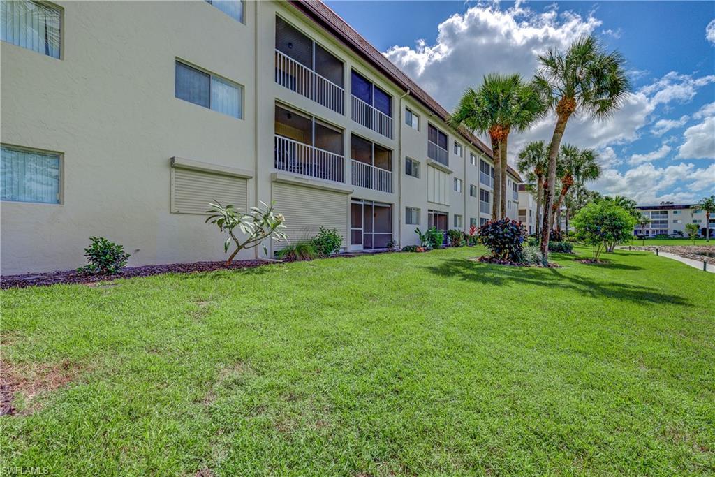 1022 Manatee Road, Unit D306 Naples, FL 34114 - Photo 26 of 35