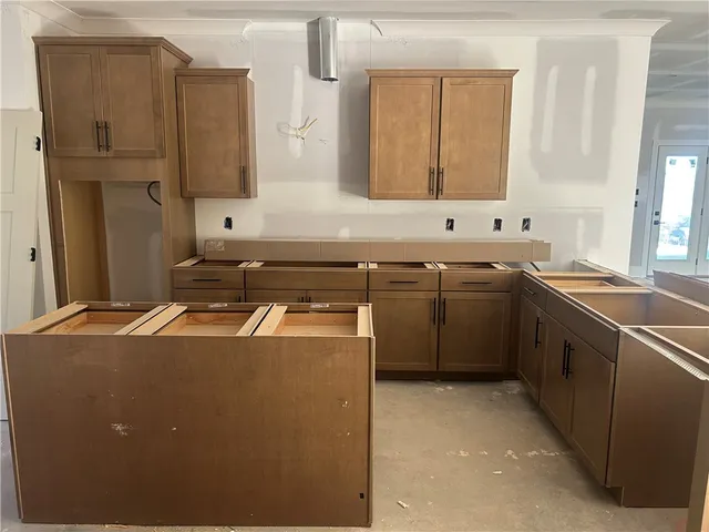 $499,900 | 136 Shale Drive, Central, SC 29630