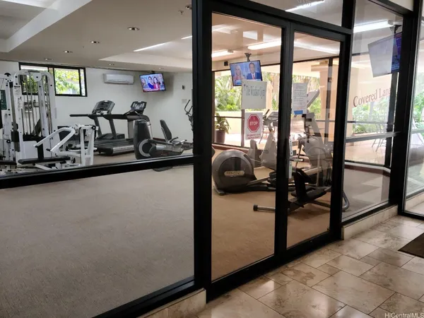 $3,700 | 343 Hobron Lane, Unit 2901, Honolulu, HI 96815