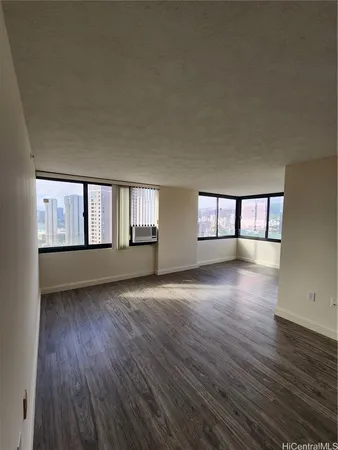 $3,700 | 343 Hobron Lane, Unit 2901, Honolulu, HI 96815