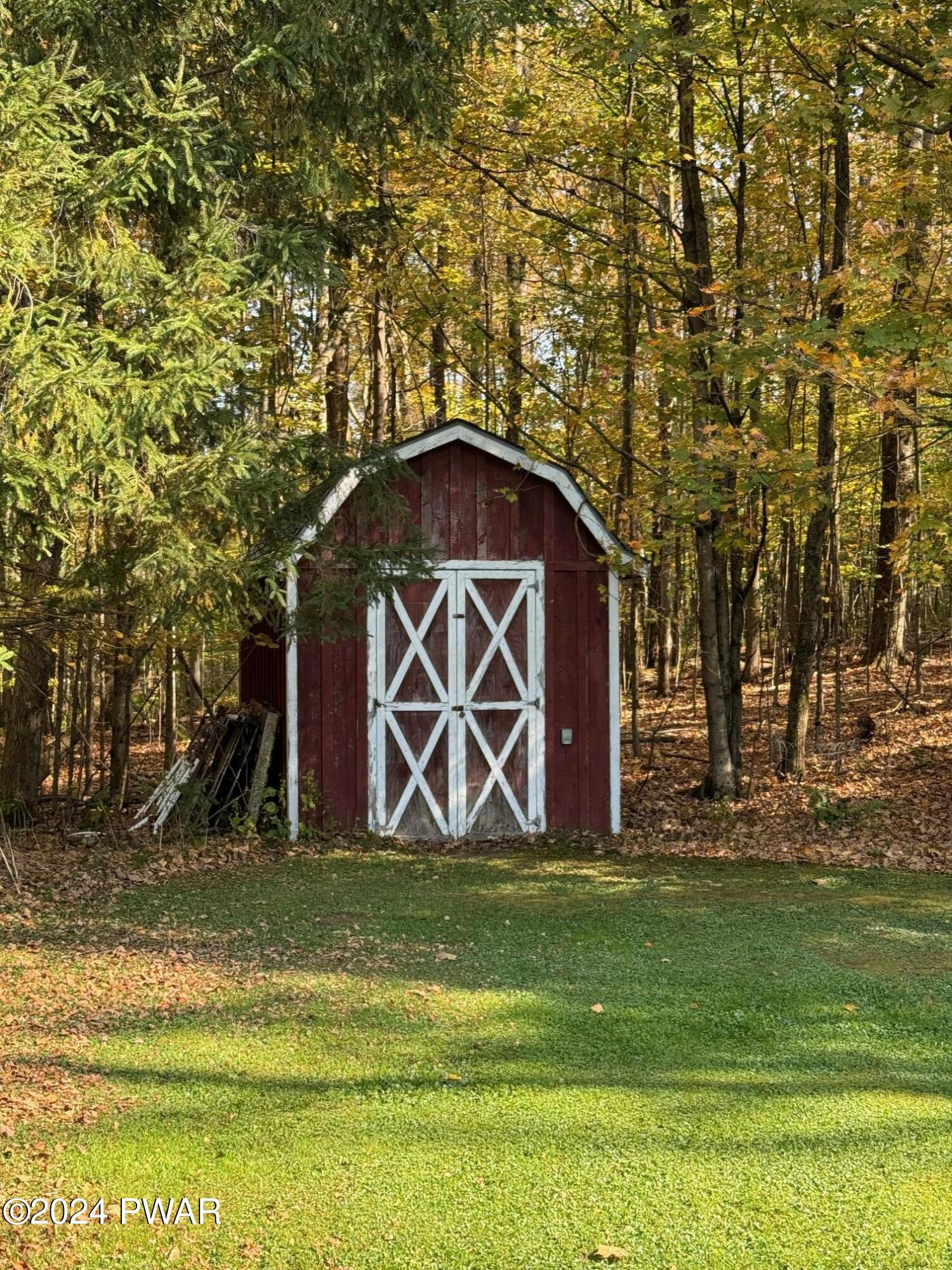 454 O'Connell Road Waymart, PA 18472 - Photo 27 of 29