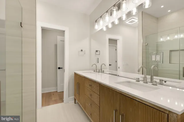 $2,950,000 | 1600 37th Street Northwest, Washington, DC 20007