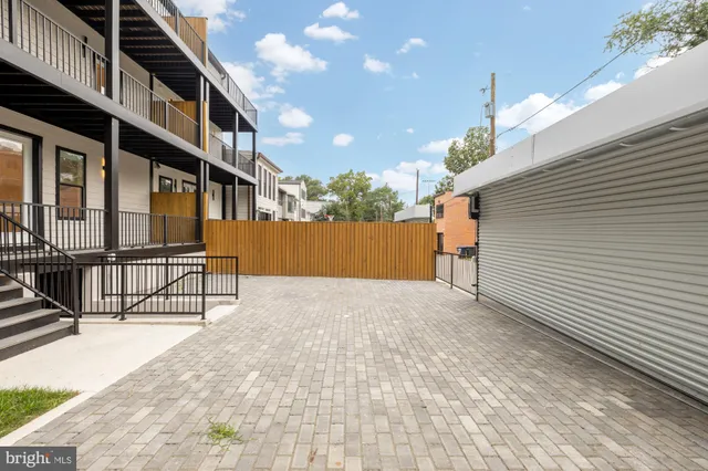 $2,950,000 | 1600 37th Street Northwest, Washington, DC 20007