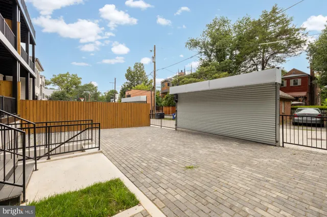 $2,950,000 | 1600 37th Street Northwest, Washington, DC 20007