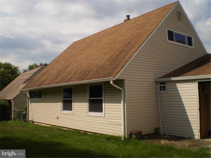 8 Great Oak Road Levittown, PA 19057 - Photo 14 of 15