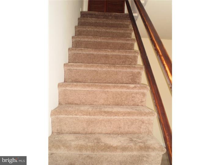 8 Great Oak Road Levittown, PA 19057 - Photo 9 of 15
