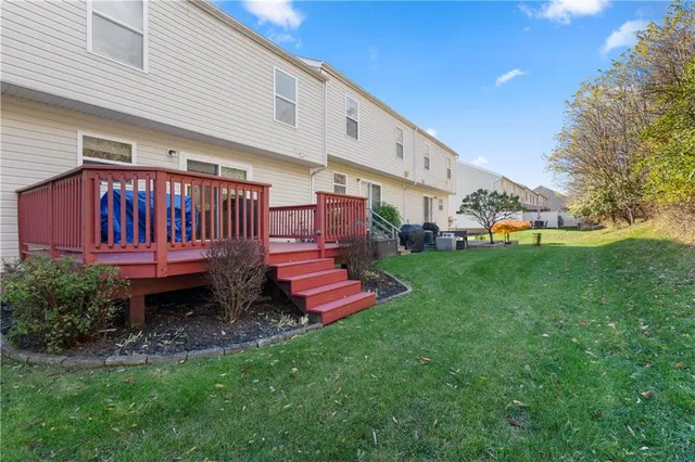 $281,000 | 2307 Flint Drive, Unit 212C, Washington, PA 15301