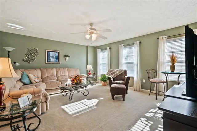 $281,000 | 2307 Flint Drive, Unit 212C, Washington, PA 15301