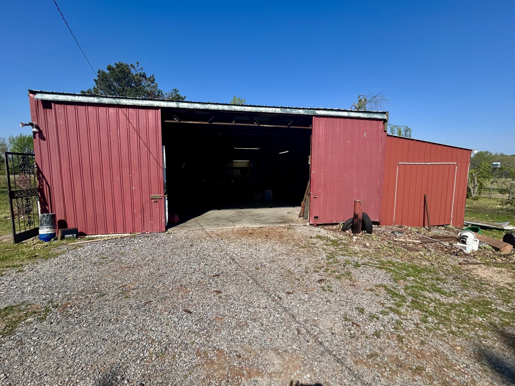 2495 State Rte 52 Portland, TN 37148 - Photo 5 of 6