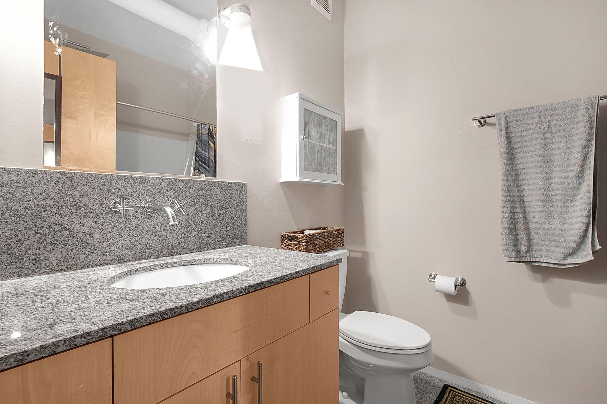 60 East Spring Street, Unit 401 Columbus, OH 43215 - Photo 19 of 25 18-web-or-mls-60-e-spring-st-401