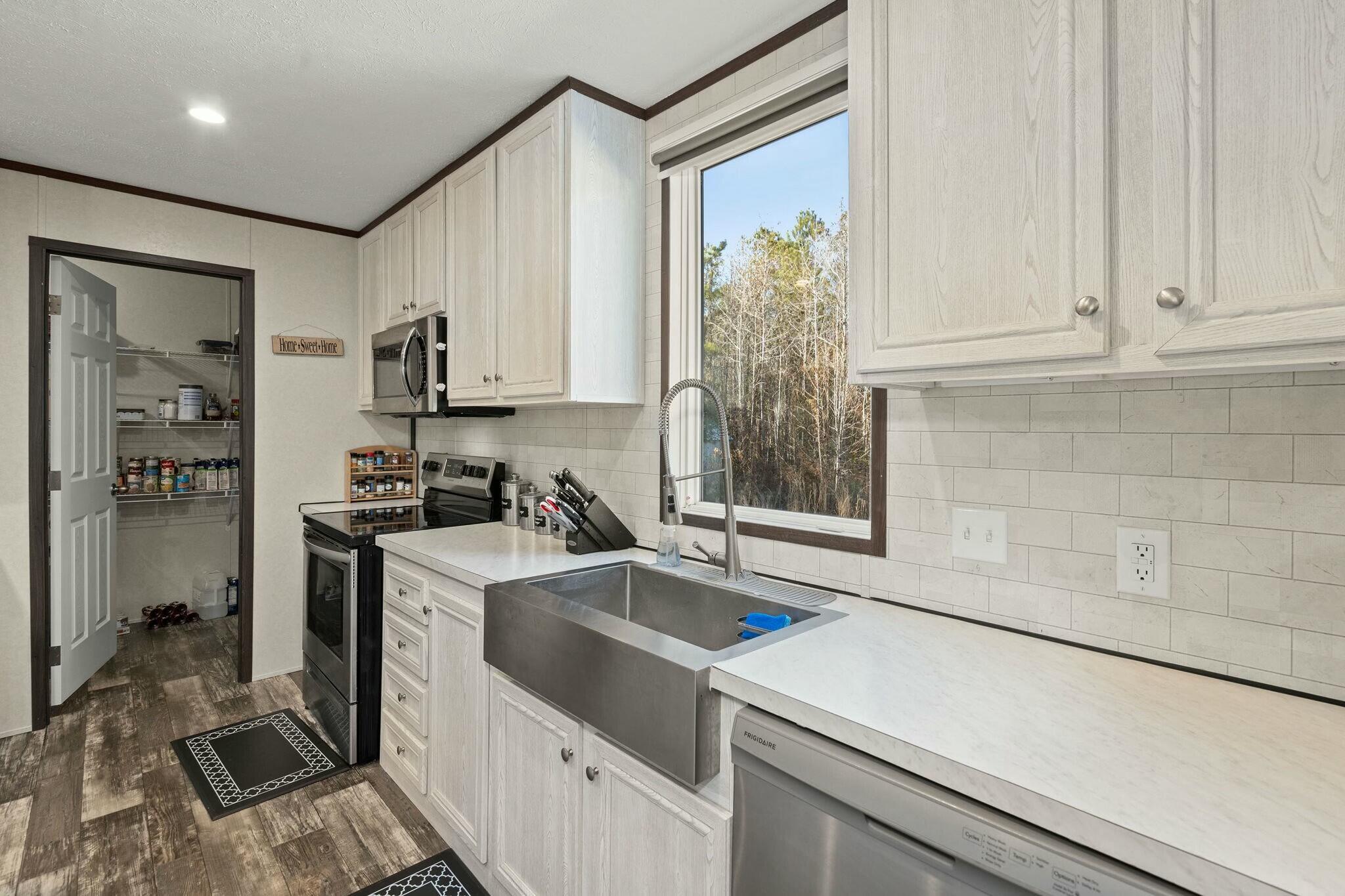 150 Ridgemont Way Summerville, SC 29486 - Photo 15 of 49 tempImagefKXRWg